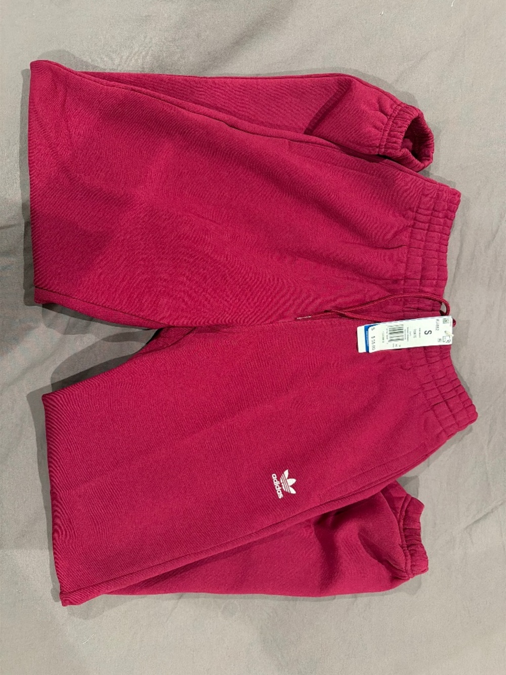 NWT Adidas Originals Sweatpants Size Small